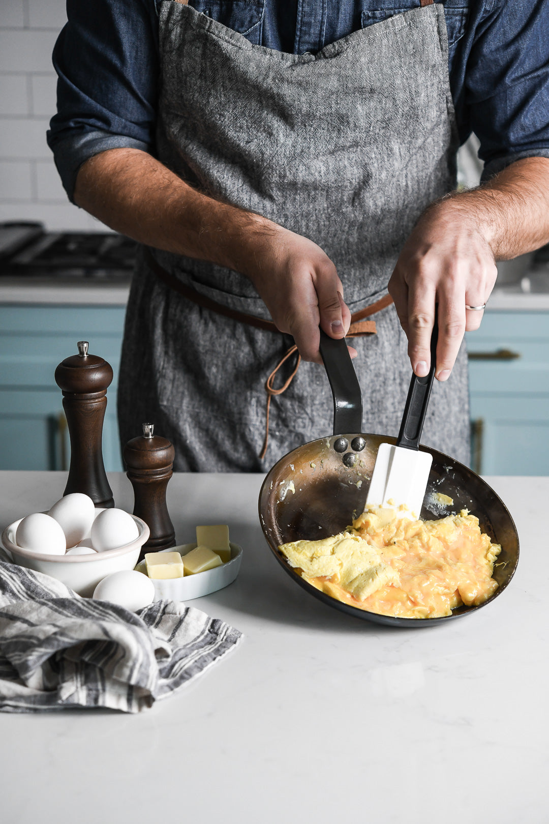 MINERAL B Carbon Steel Omelette Pan