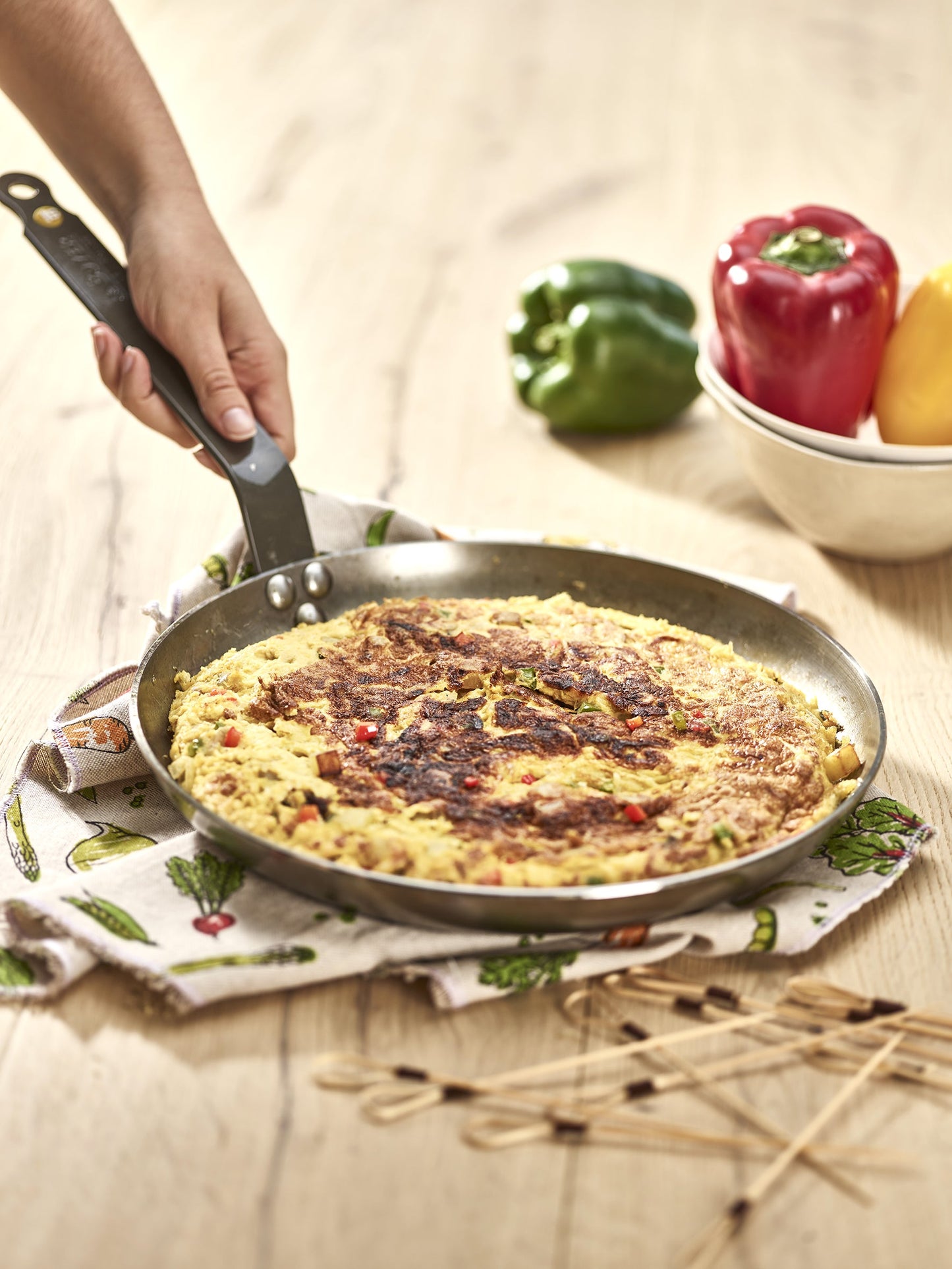 MINERAL B Carbon Steel Omelette Pan